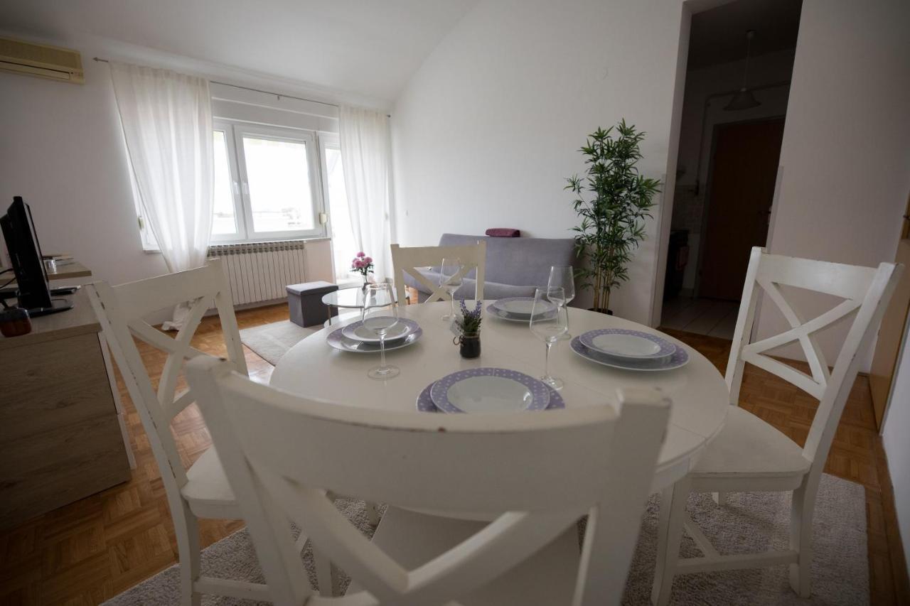 Apartman Ana Apartment Osijek Bagian luar foto