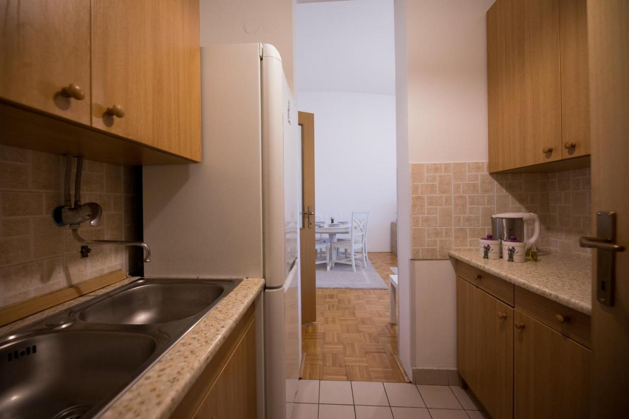 Apartman Ana Apartment Osijek Bagian luar foto